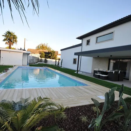 Cosy In Varzea With Private Pool Alpesi faház *