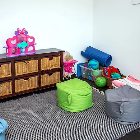 Alpesi faház Cosy In Varzea With Private Pool *